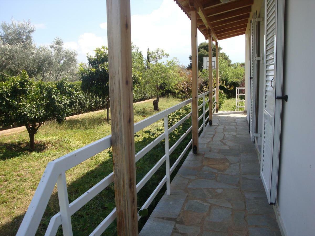 Three Bedroom Country House Magoula  ภายนอก รูปภาพ